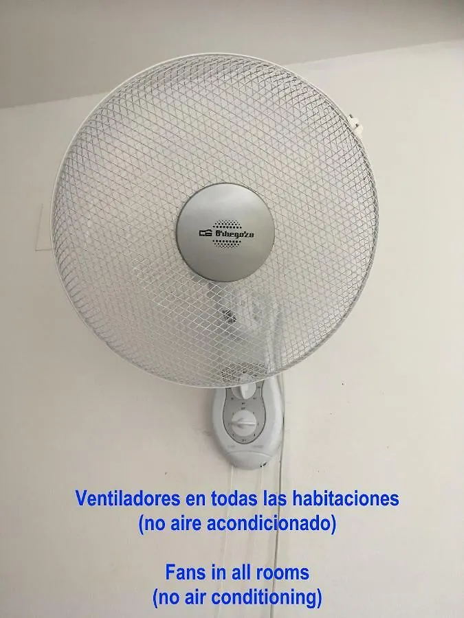 Casa Al Sur Terraza Hostel Málaga 2*,  Spagna
